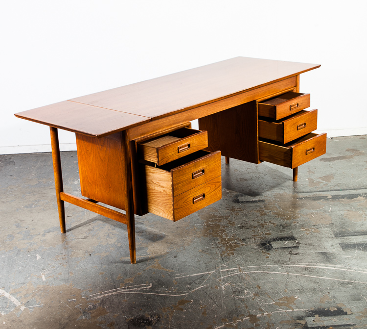 Mid Century Danish Modern Desk Executive Teak Drawers Slide Top Denmark Vintage - Image 5