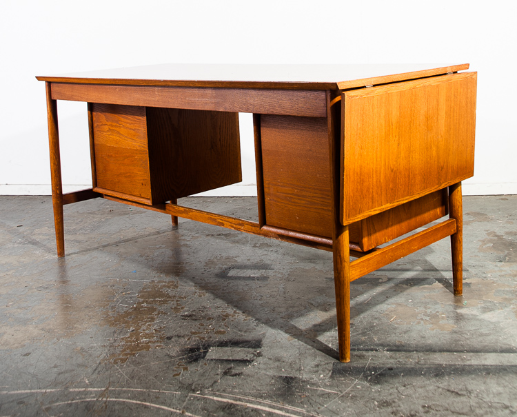 Mid Century Danish Modern Desk Executive Teak Drawers Slide Top Denmark Vintage - Image 4