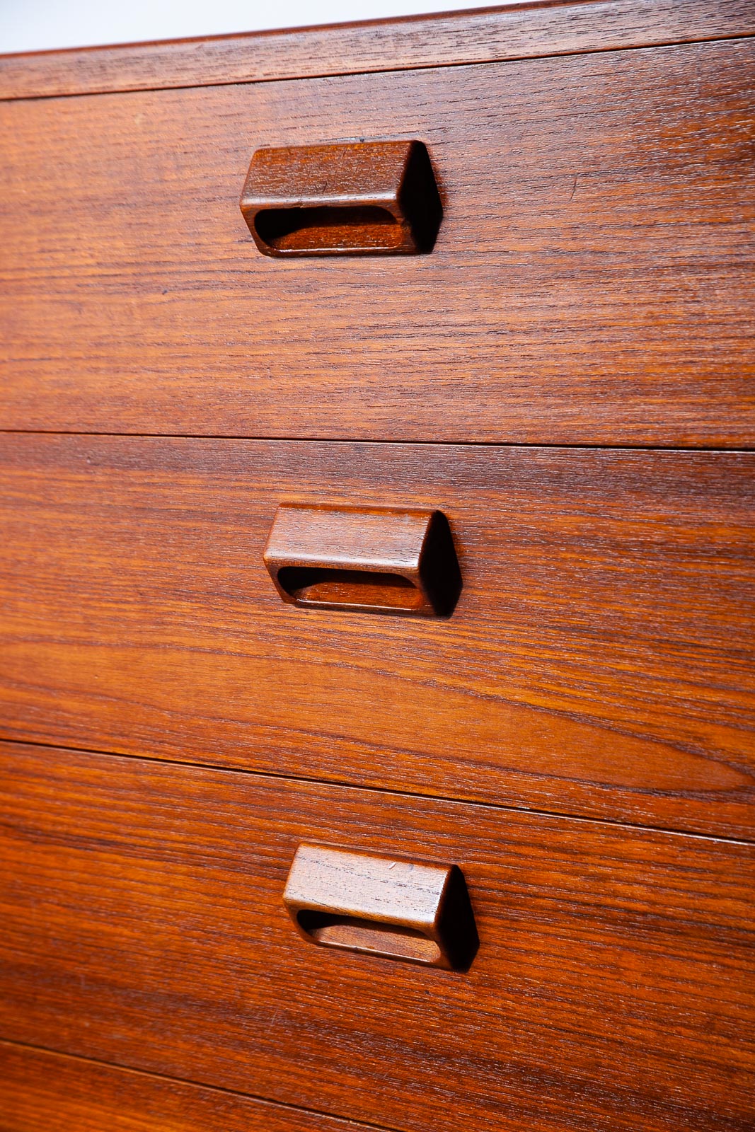 Mid Century Danish Modern Dresser Credenza Teak Borge Mogensen Soborg 8 Drawer - Image 8