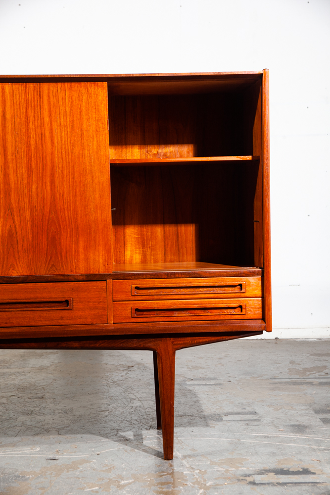 Mid Century Danish Modern Credenza Sideboard Teak Cabinet Buffet Hutch Drawers Vintage Denmark Highboard - Image 4