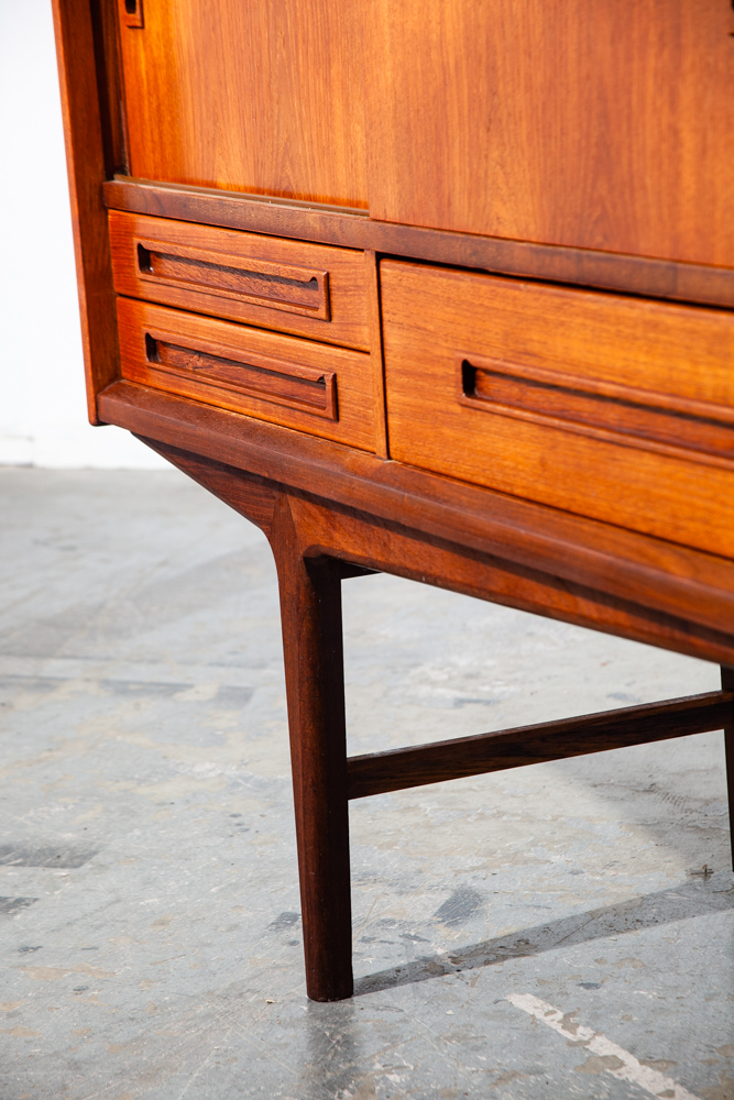 Mid Century Danish Modern Credenza Sideboard Teak Cabinet Buffet Hutch Drawers Vintage Denmark Highboard - Image 9