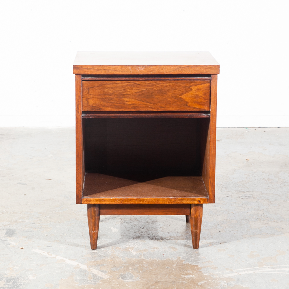 Mid Century Modern Walnut Nightstand Single End Side Table Drawer American Design Wood - Image 3