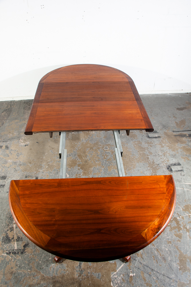 Mid Century Modern Dining Table Glenn of California Solid Walnut Round Danish Oval Denmark Kipp Stewart - Image 6
