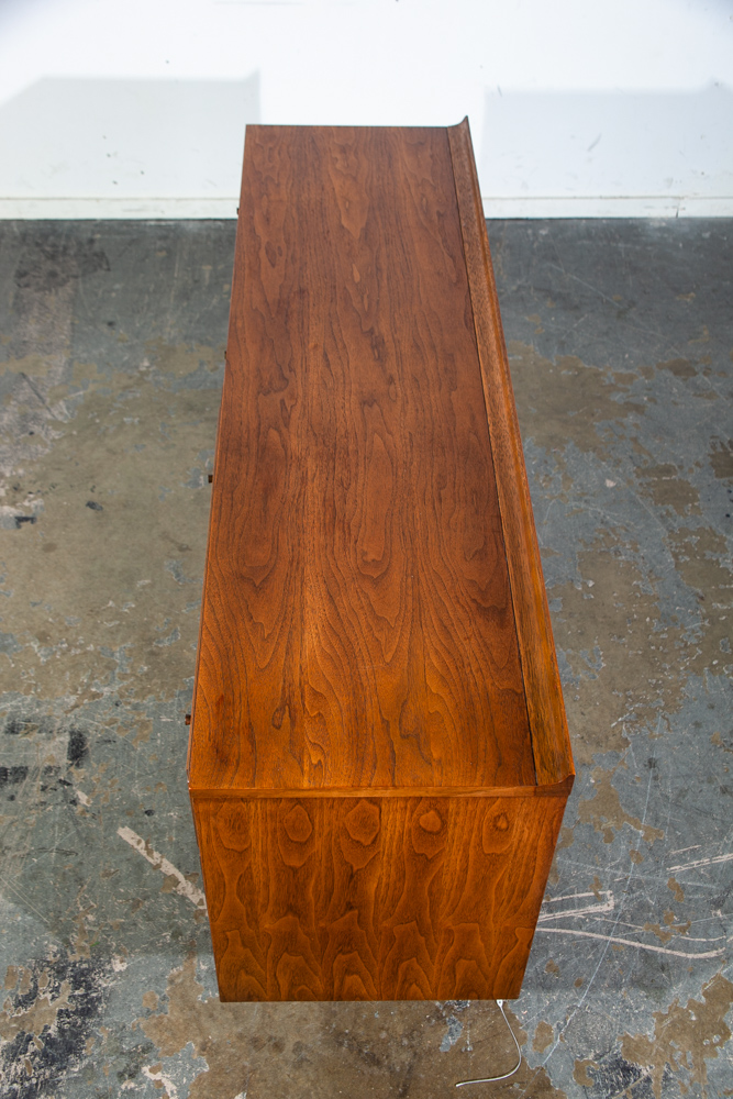 Mid Century Modern Dresser Credenza Broyhill Sculptra Brazilia 6 Drawer Danish Walnut Wood - Image 5