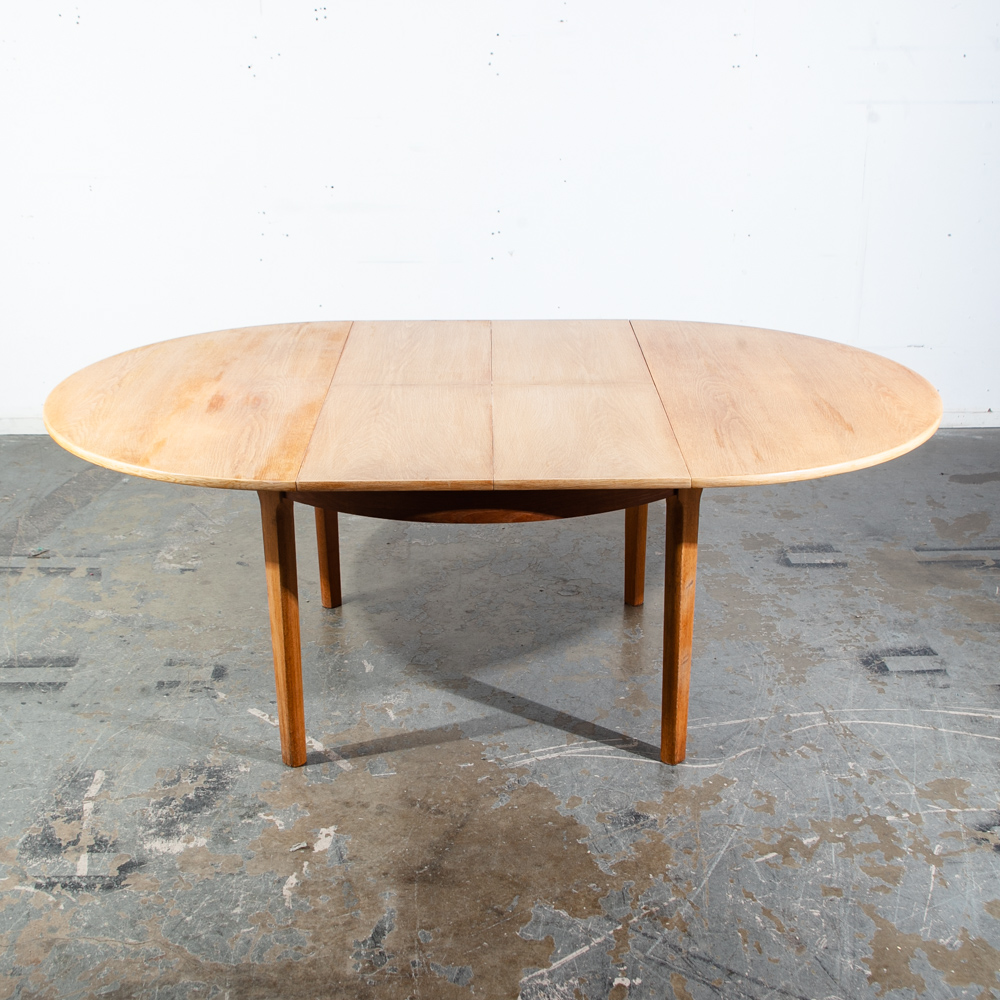 Mid Century Danish Modern Dining Table Oak Round Denmark Butterfly leaf x2 Mcm - Image 4