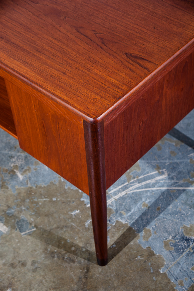Mid Century Danish Modern Desk Executive Solid Teak Book Shelf Denmark Locking 6 Drawer Floating Office - Image 6