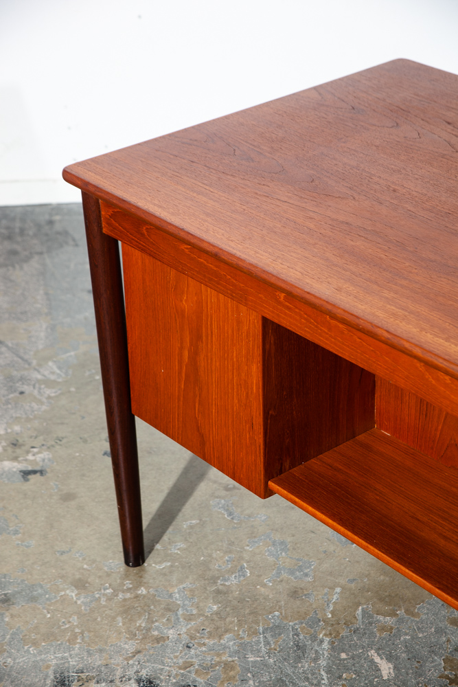 Mid Century Danish Modern Desk Executive Solid Teak Book Shelf Denmark Locking 6 Drawer Floating Office - Image 5