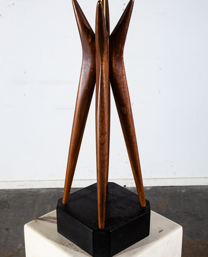 Mid Century Modern Table Lamp Sculptural Walnut Wood Adrian Pearsall Kagan Brass Vintage Danish Mcm Denmark - Image 4