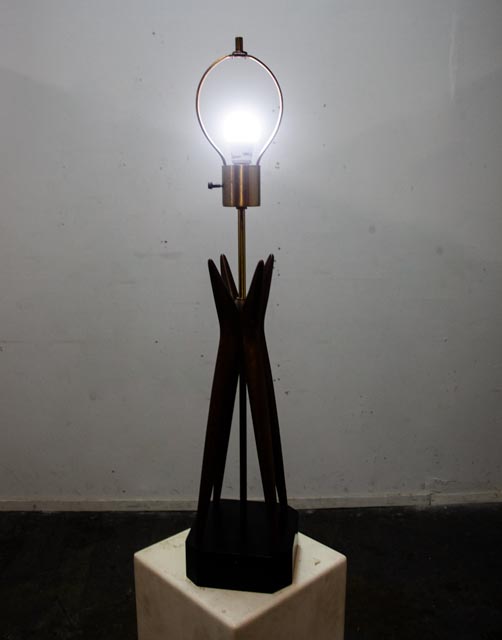Mid Century Modern Table Lamp Sculptural Walnut Wood Adrian Pearsall Kagan Brass Vintage Danish Mcm Denmark - Image 8