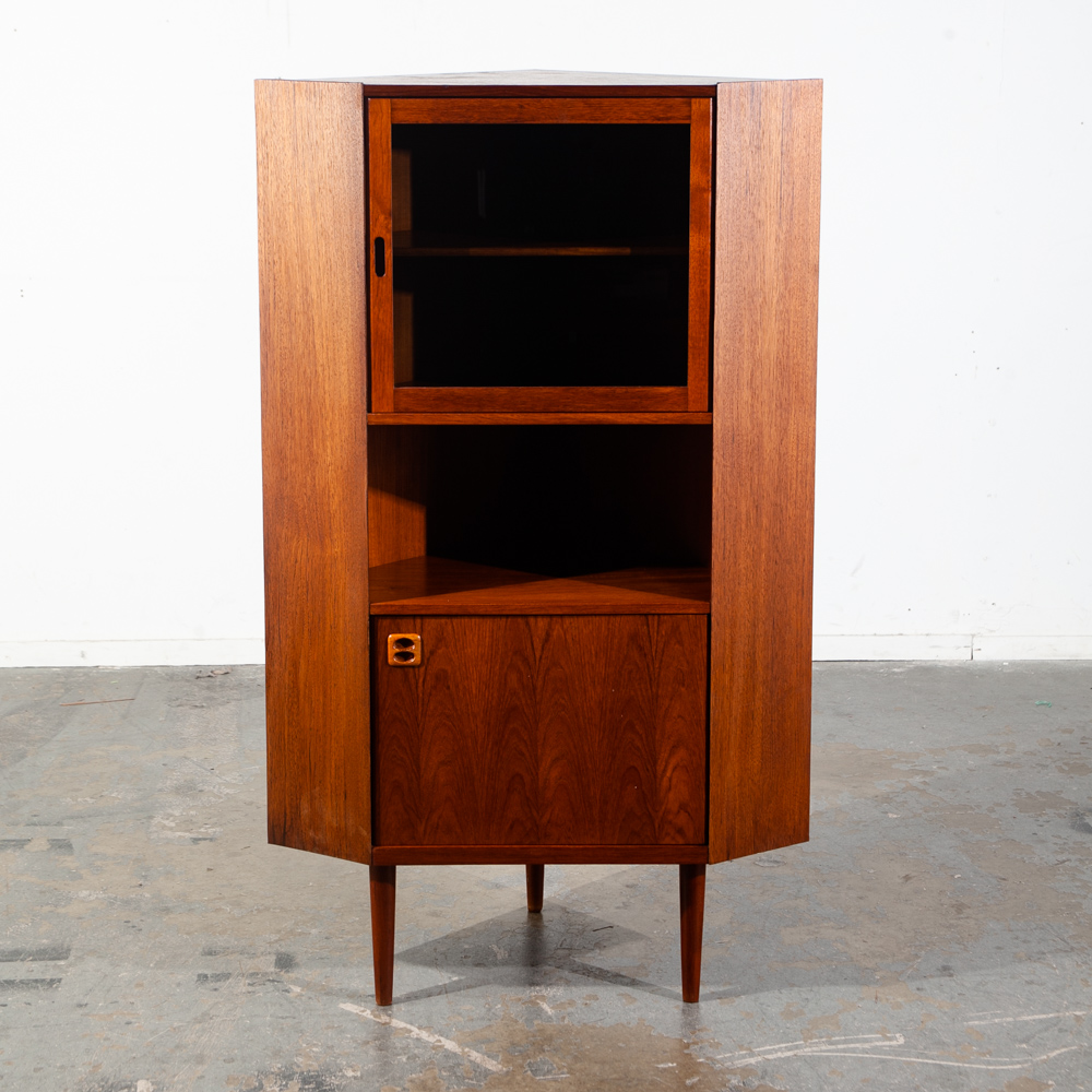 Mid Century Danish Modern Corner Cabinet Bar Unit Teak Wood Drawers Denmark Glass Bar Storage - Image 10