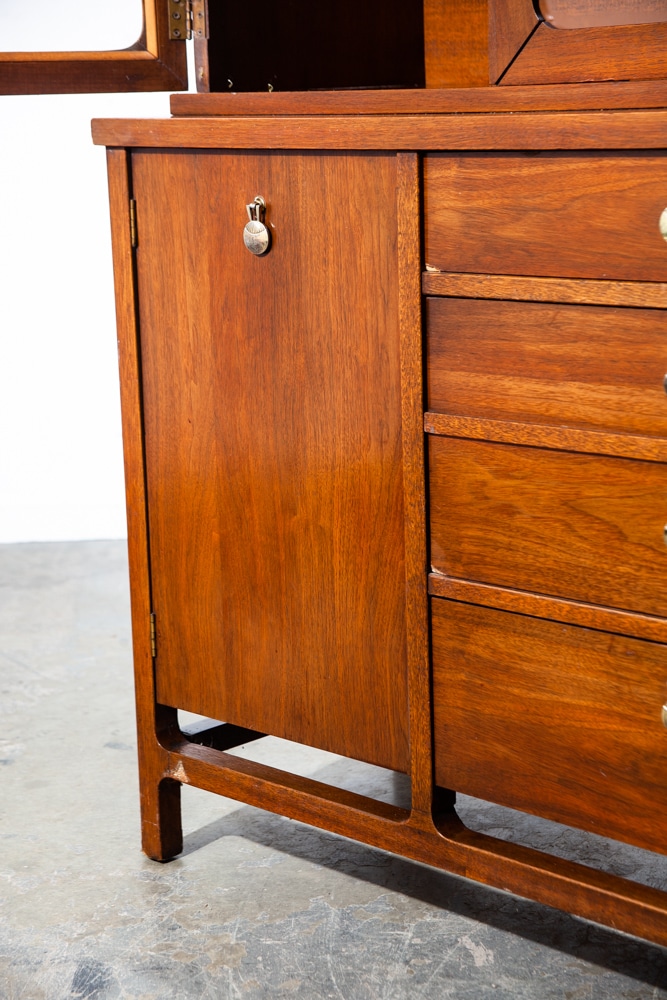 Mid Century Modern China Cabinet Hutch Stanley Walnut Glass Danish Display Wood - Image 10