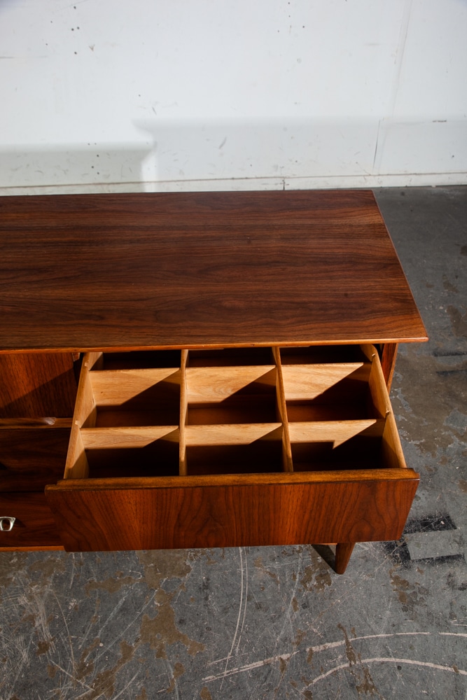 Mid Century Modern Dresser Credenza Walnut 9 Drawer Restored Lane Drexel Vintage - Image 10