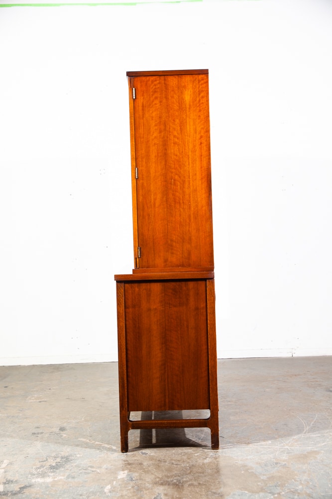 Mid Century Modern China Cabinet Hutch Stanley Walnut Glass Danish Display Wood - Image 5