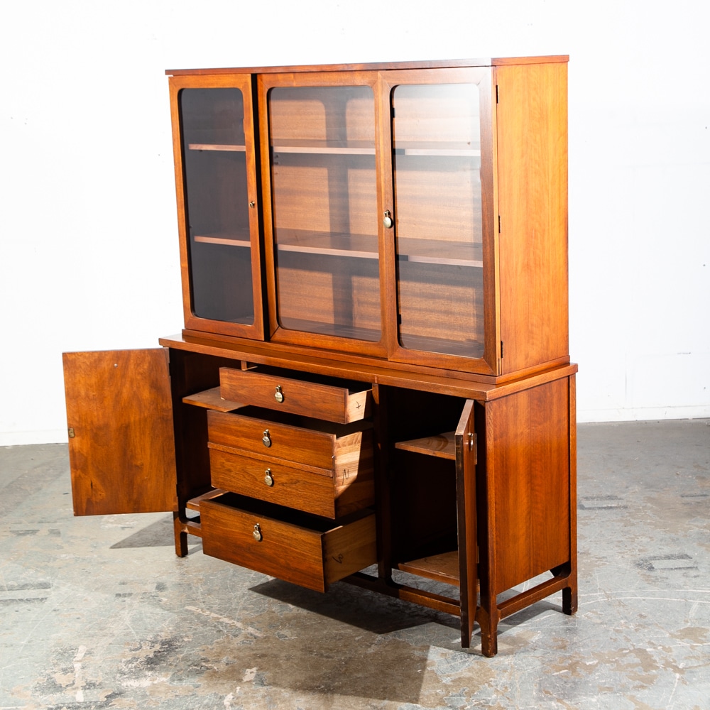 Mid Century Modern China Cabinet Hutch Stanley Walnut Glass Danish Display Wood - Image 4