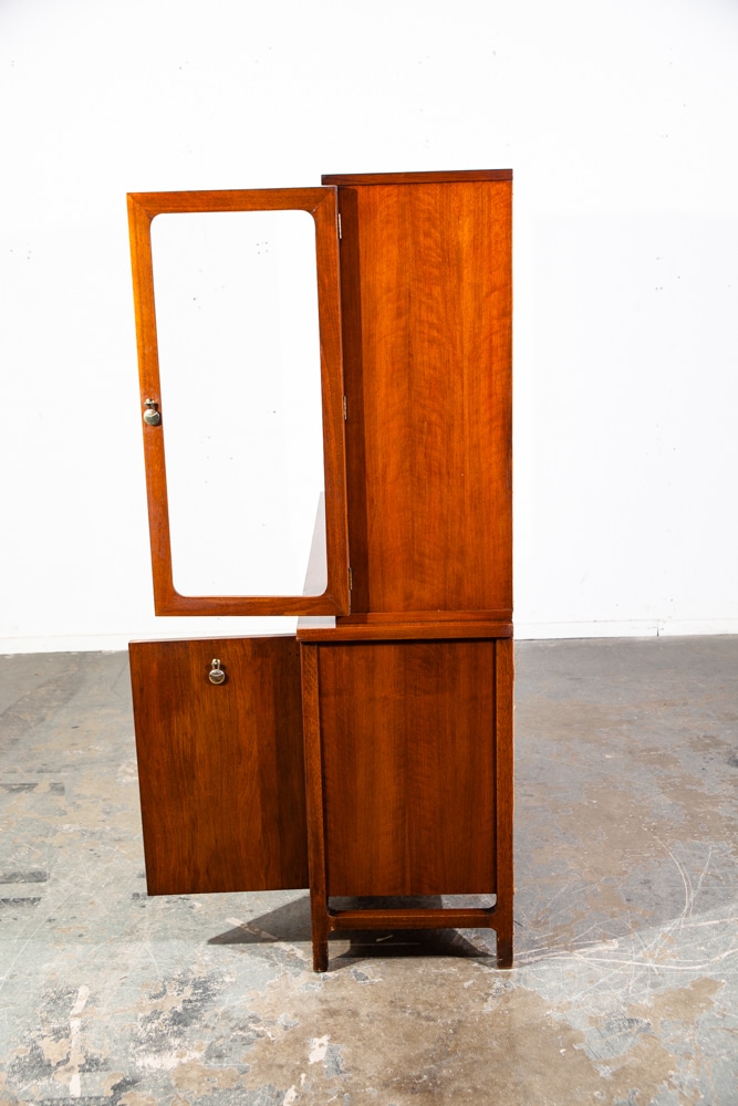 Mid Century Modern China Cabinet Hutch Stanley Walnut Glass Danish Display Wood - Image 6