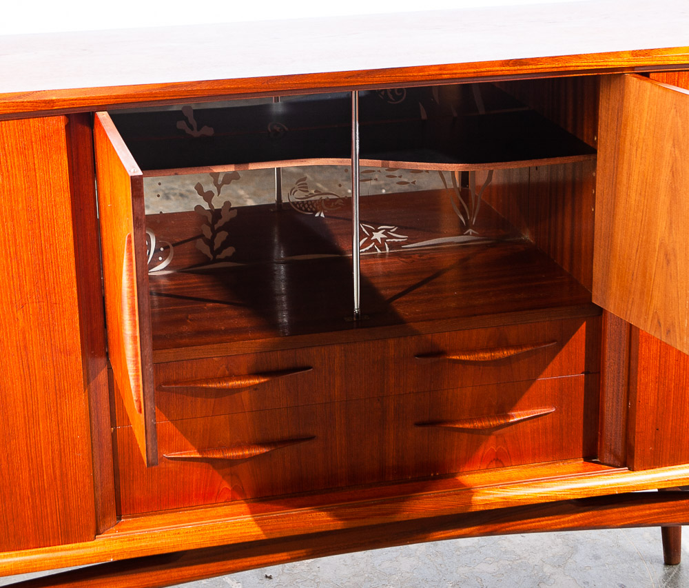 Mid Century Danish Modern Credenza Brazilian Rosewood Sideboard Large Cabinet NM - Image 8
