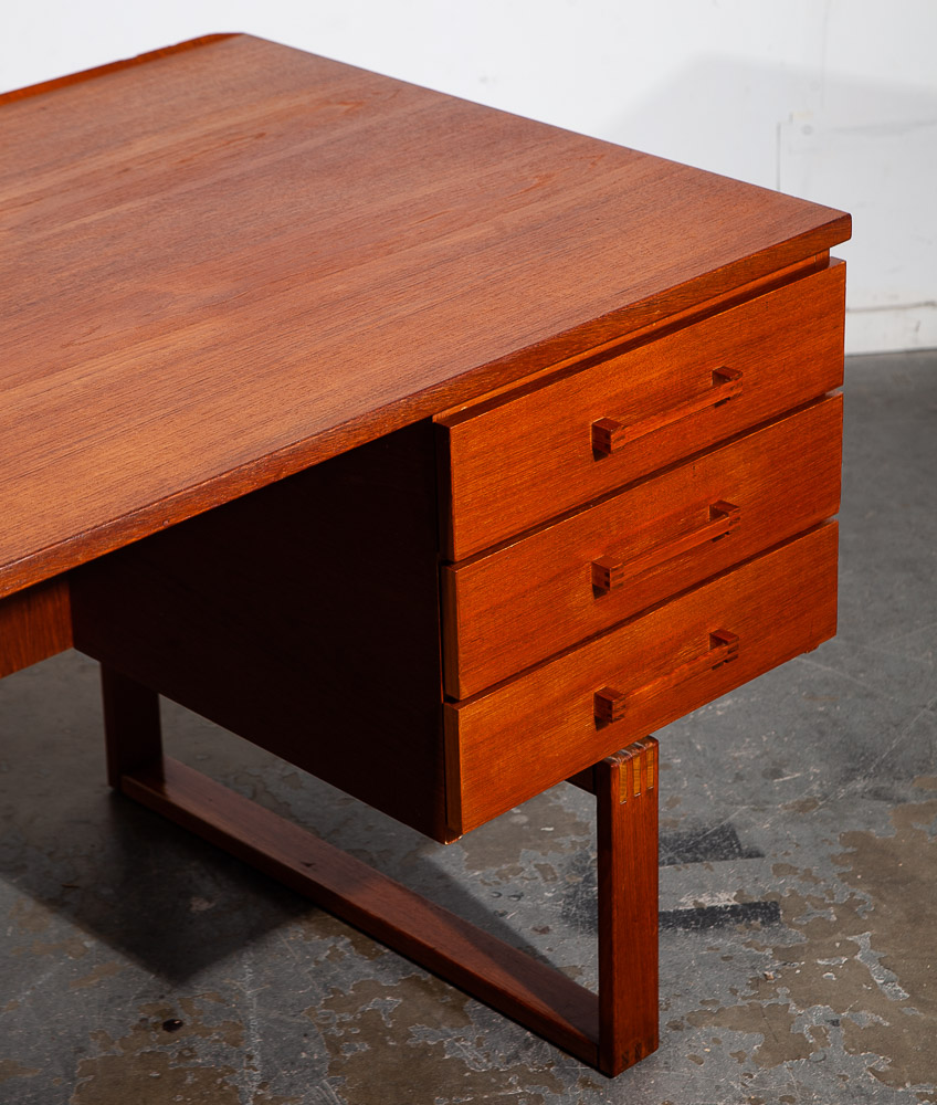 Mid Century Danish Modern Desk Teak Wood Executive Kai Kristiansen Mcm Denmark - Image 11