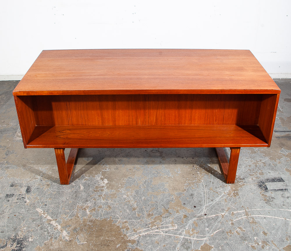 Mid Century Danish Modern Desk Teak Wood Executive Kai Kristiansen Mcm Denmark - Image 4