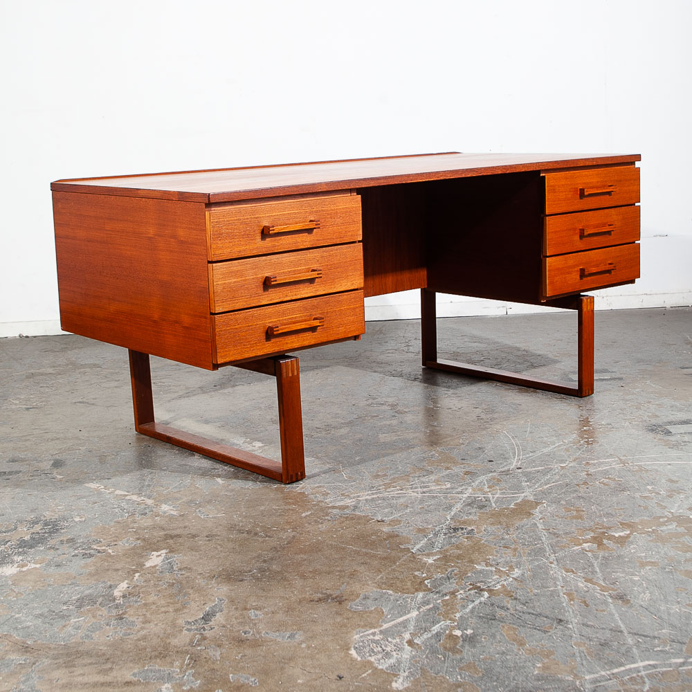 Mid Century Danish Modern Desk Teak Wood Executive Kai Kristiansen Mcm Denmark