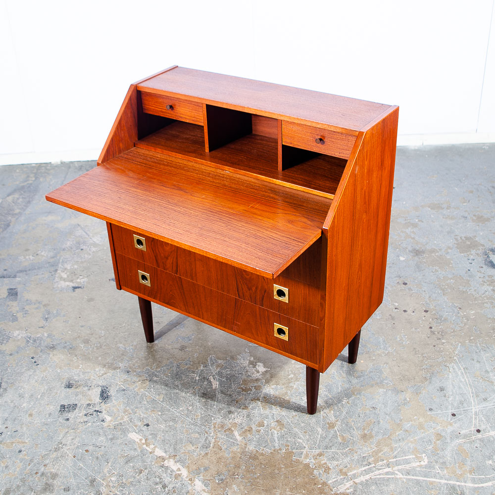 Mid Century Danish Modern Secretary Desk Bureau Denmark Vintage Drawers Vanity - Image 4