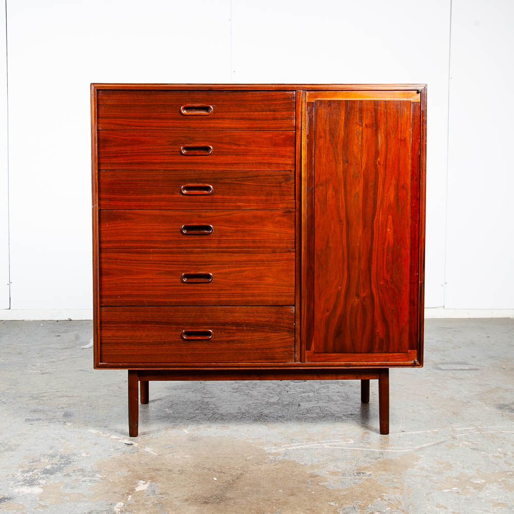 Mid Century Modern Dresser Gentleman's Chest Founders Walnut 6 Drawers Vintage M - Image 2