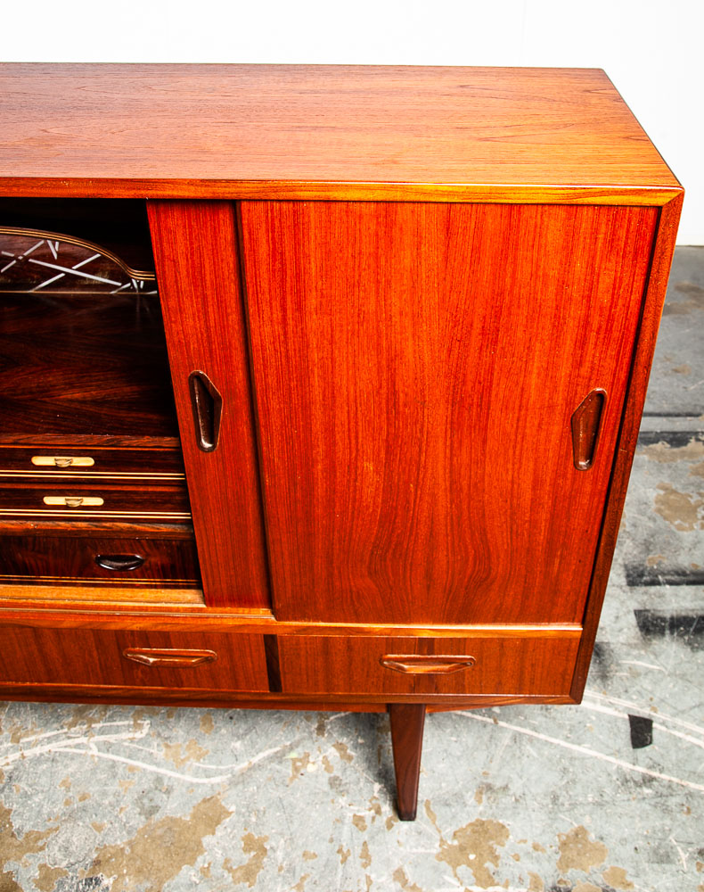 Mid Century Danish Modern Credenza Sideboard Teak Rosewood Bar Drawers Brass Mcm - Image 12
