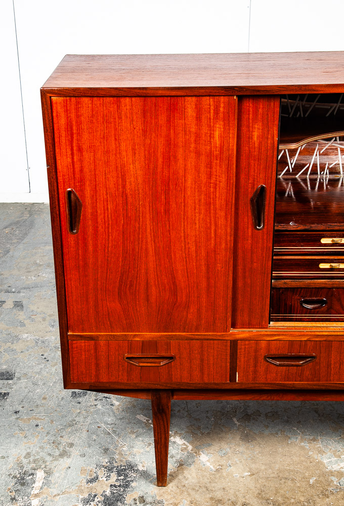 Mid Century Danish Modern Credenza Sideboard Teak Rosewood Bar Drawers Brass Mcm - Image 9
