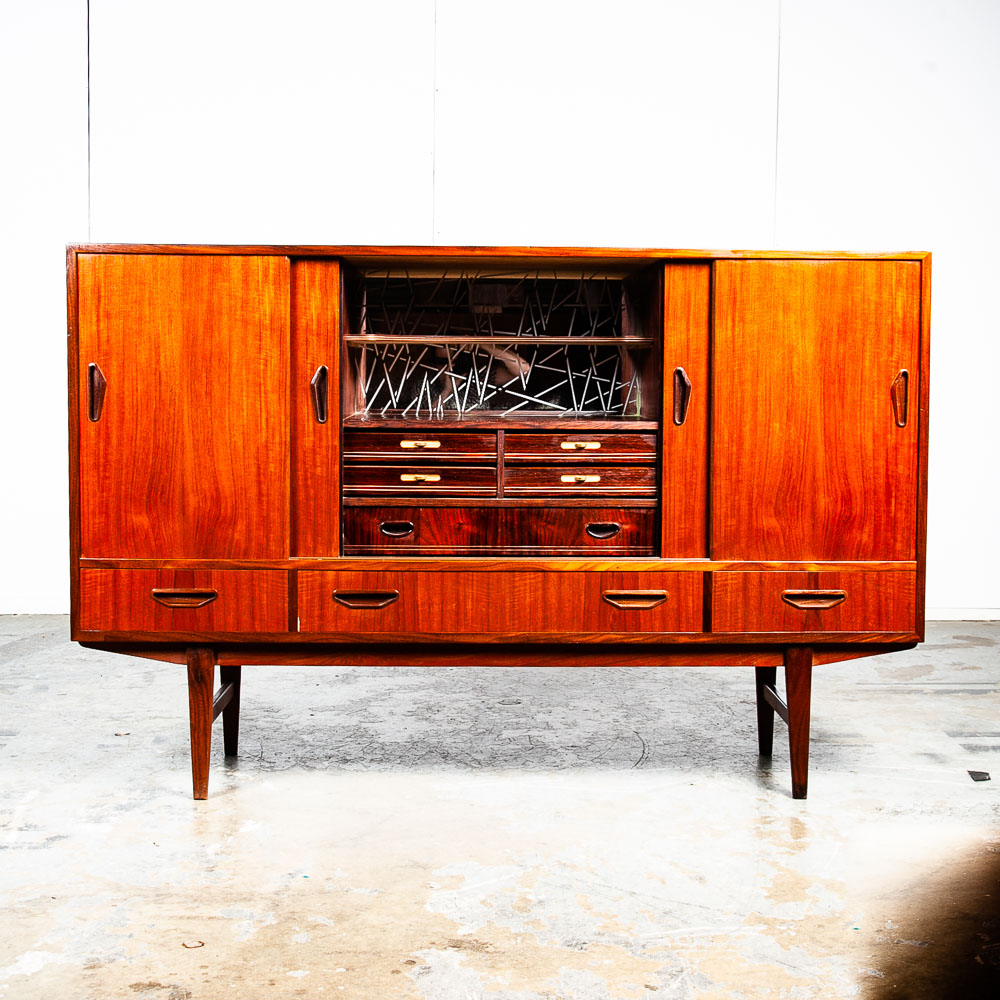 Mid Century Danish Modern Credenza Sideboard Teak Rosewood Bar Drawers Brass Mcm - Image 3