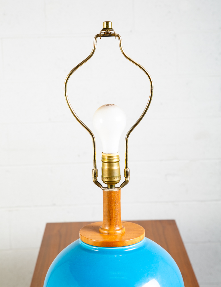 Mid Century Modern Table Lamp Art Glass Holmegaard Studio Blue Walnut Round Mcm - Image 8