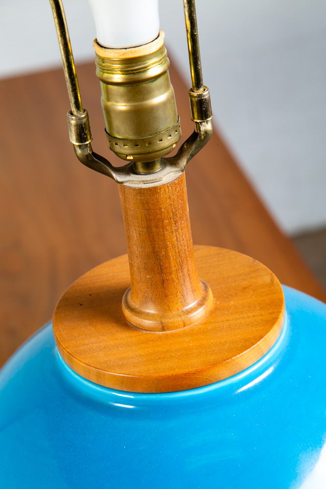Mid Century Modern Table Lamp Art Glass Holmegaard Studio Blue Walnut Round Mcm - Image 9