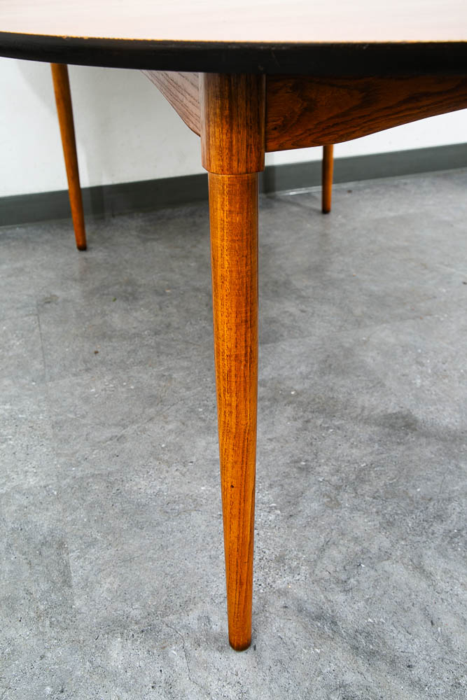 Mid Century Danish Modern Dining Table Oak Round Circular Refinished Mcm Leaf x1 - Image 8