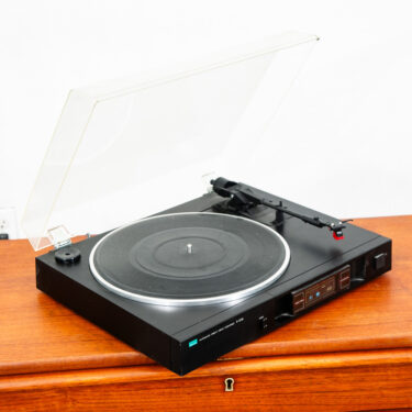 Mid Century Modern Record Player Sansui Japan P-D10 Black Automatic Vintage