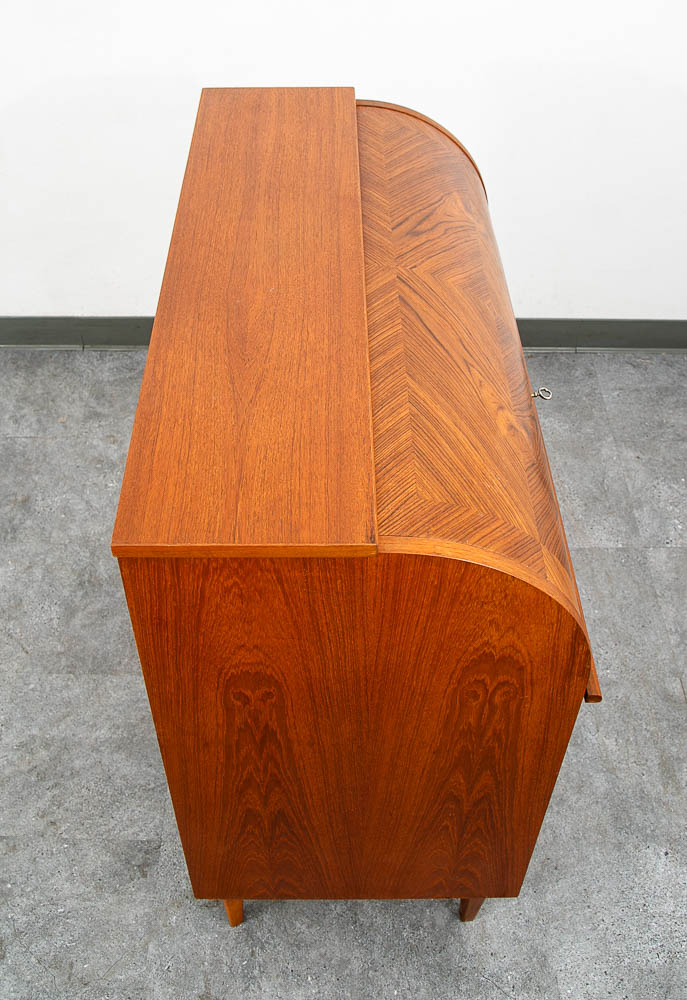 Mid Century Danish Modern Desk Rolltop Secretary Teak Wood Denmark Vintage Legs - Image 8