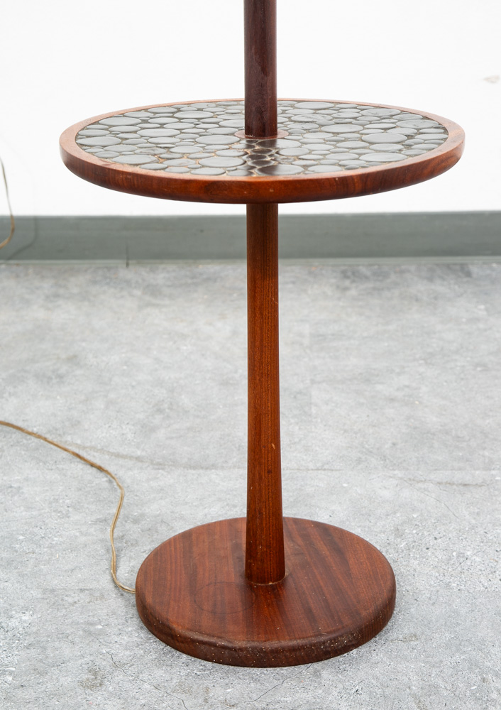 Mid Century Modern Floor Lamp Martz Marshall Studios Walnut Table Coin Ceramic - Image 4
