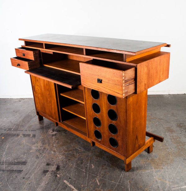 Mid Century Danish Modern Bar Dry Solid Teak Liquor Cabinet Erik Buch  for Dyrlund Cocktail Table Shelf Large Storage Johannes Andersen L VG - Image 3