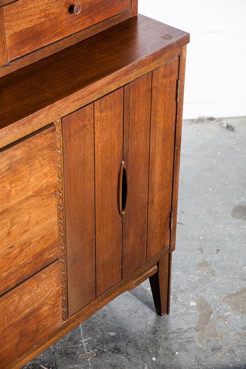 Mid century modern china cabinet hutch credenza broyhill sculptra vintage glass