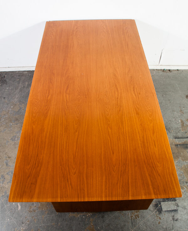 Mid Century Danish Modern Desk Executive Cado Teak Denmark Large Vintage Drawers Office Locking - Image 5