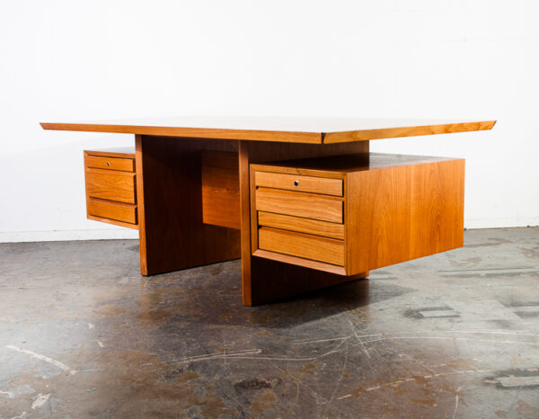 Mid Century Danish Modern Desk Executive Cado Teak Denmark Large Vintage Drawers Office Locking