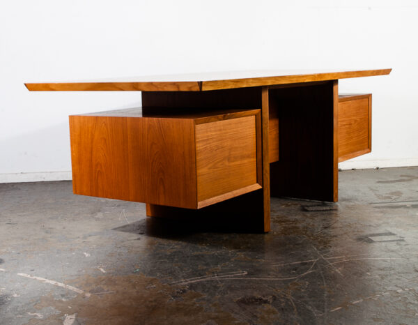 Mid Century Danish Modern Desk Executive Cado Teak Denmark Large Vintage Drawers Office Locking - Image 3