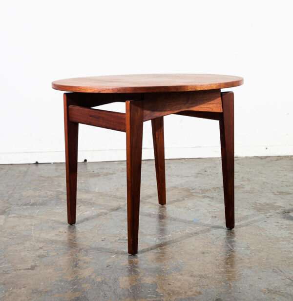 Mid Century Modern Side Table End Jens Risom Round Nightstand Vintage Danish Mcm