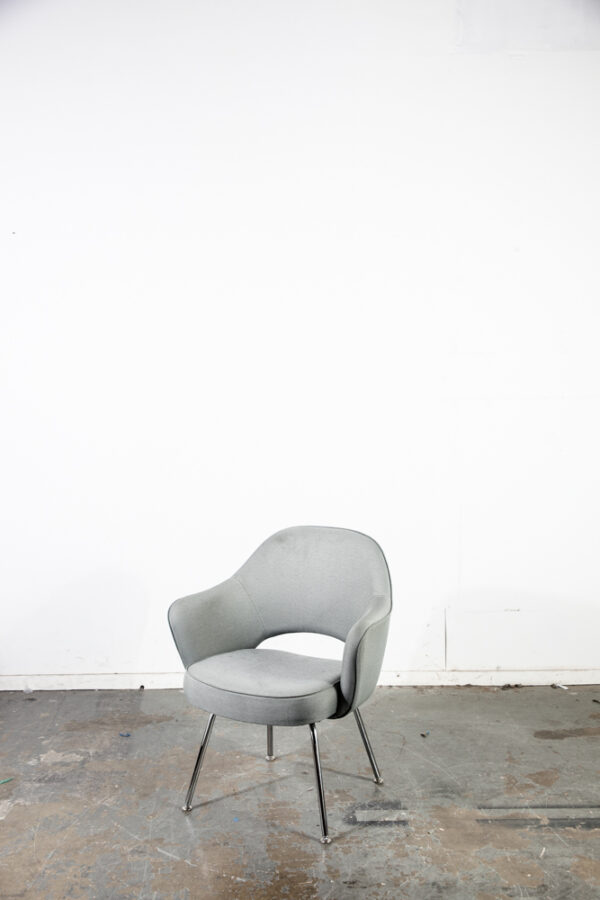Mid Century Modern Armchair Knoll Inc Eero Saarinen Executive Arm Chair Vintage Gray Metal - Image 7