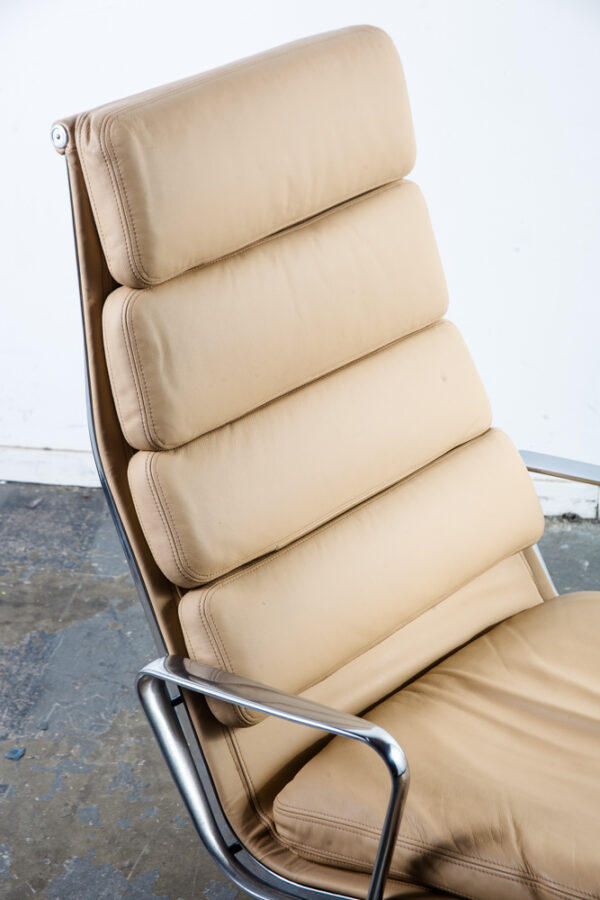 Mid Century Modern Lounge Chair Eames Soft Pad High Herman Miller Beige Leather Armchair Vintage 5 Star Base - Image 4
