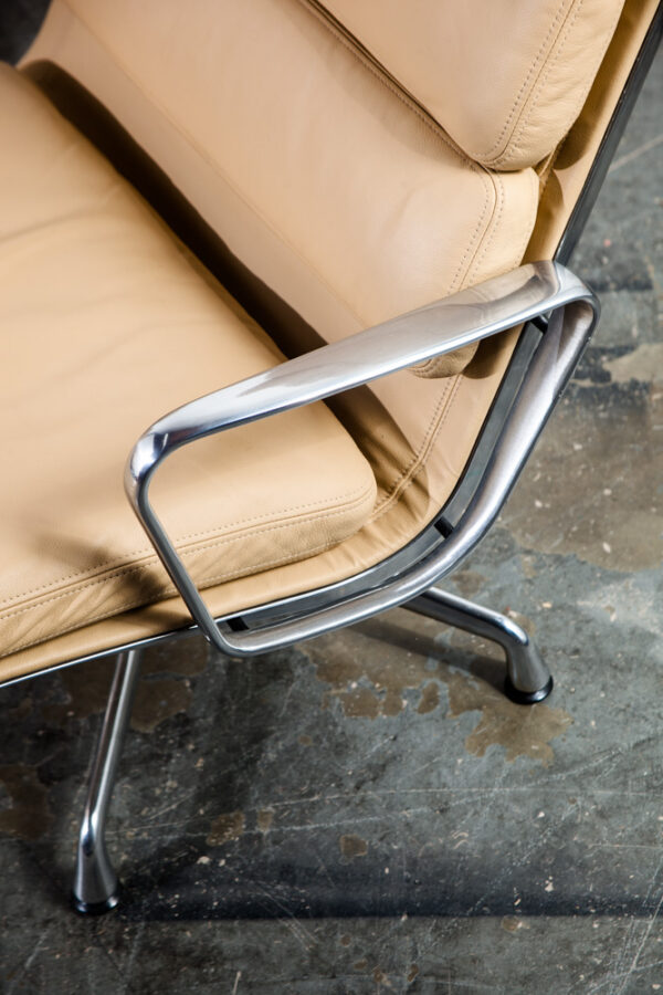 Mid Century Modern Lounge Chair Eames Soft Pad High Herman Miller Beige Leather Armchair Vintage 5 Star Base - Image 7