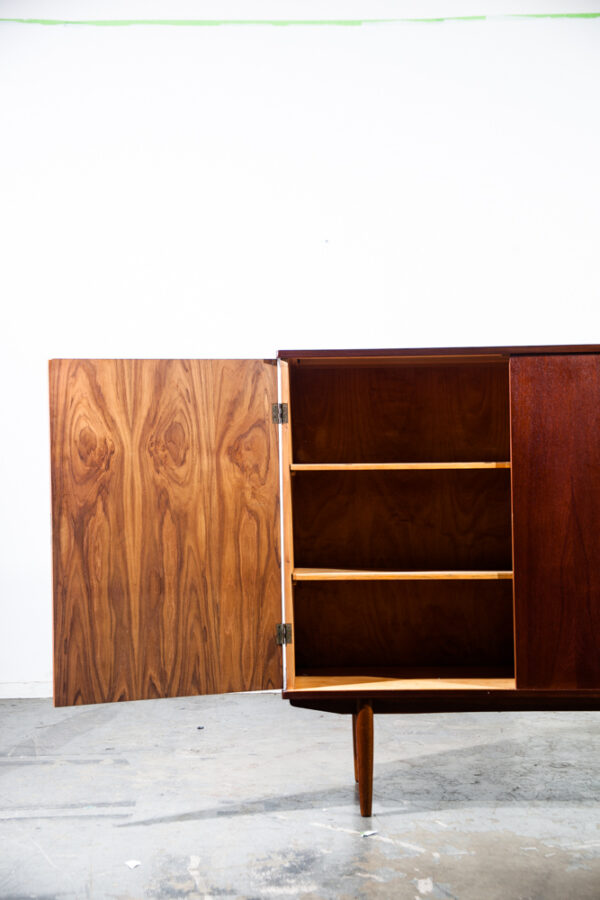 Mid Century Danish Modern Cabinet Credenza Teak Simple Minimalist Vintage Wood Denmark Design Oak Solid Wood - Image 7
