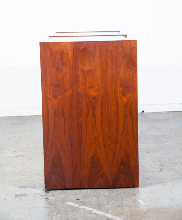 Mid Century Modern Dresser Chest Barzilay 8 Drawer Walnut Vintage Wood Compact - Image 3