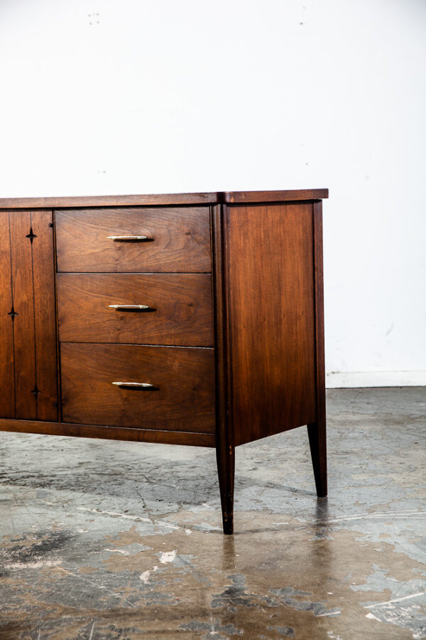 Mid Century Modern Dresser Credenza Broyhill Saga Wide 9 Drawer Walnut Solid Mcm - Image 9