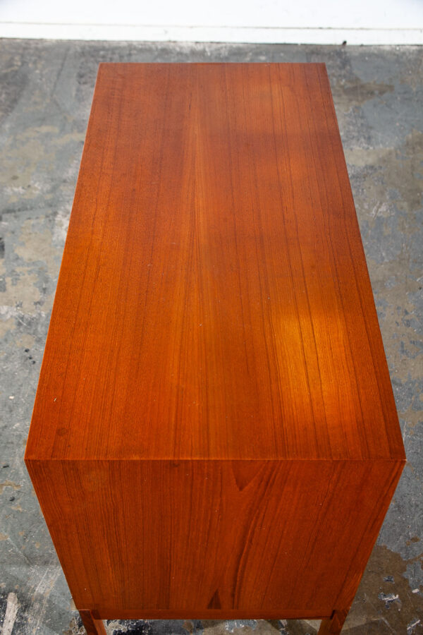 Mid Century Danish Modern Chest Drawers Dresser Teak Arne Wahl Iversen Denmark 3 Compact Small - Image 6