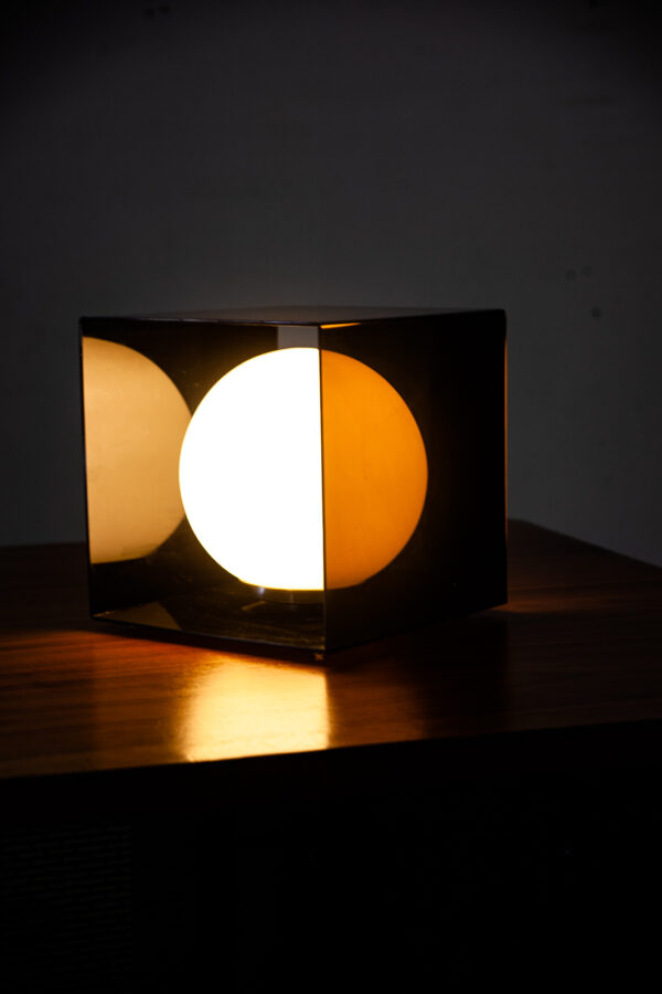 Mid Century Modern Table Lamp Laurel Light Smoked Lucite Acrylic Cube Square M - Image 4