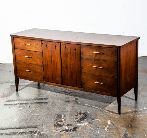 Mid Century Modern Dresser Credenza Broyhill Saga Wide 9 Drawer Walnut Solid Mcm - Image 4