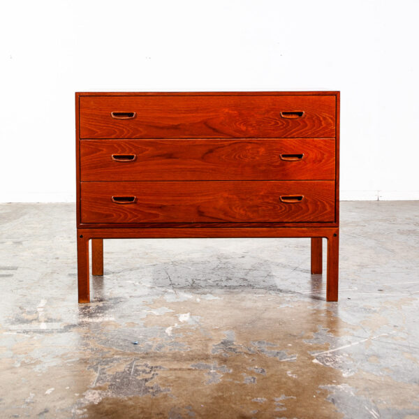 Mid Century Danish Modern Chest Drawers Dresser Teak Arne Wahl Iversen Denmark 3 Compact Small - Image 2